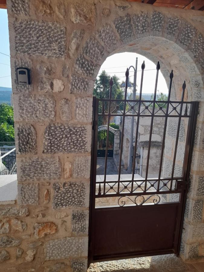 Stonehouse In Mani Penisula Villa Koita Bagian luar foto